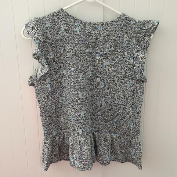 NWT Ann Taylor L Smocked Shirt Floral Gathered Blue fitted New Large - Picture 5 of 7